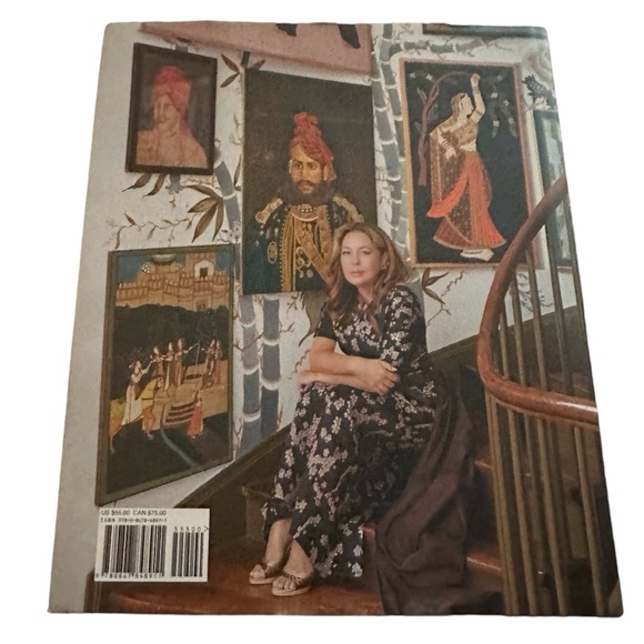 Wanderlust: Interiors That Bring the World Home
Book by Michelle Nussbaumer - Picture 2 of 12